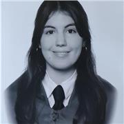 Profesora de inglés, matemáticas y biología para primaria y ESO